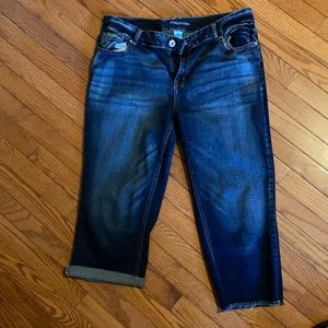 Maurices cuffed capris